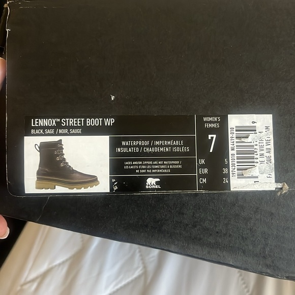 Sorel insulated waterproof Lennox Street Boot - Picture 4 of 8